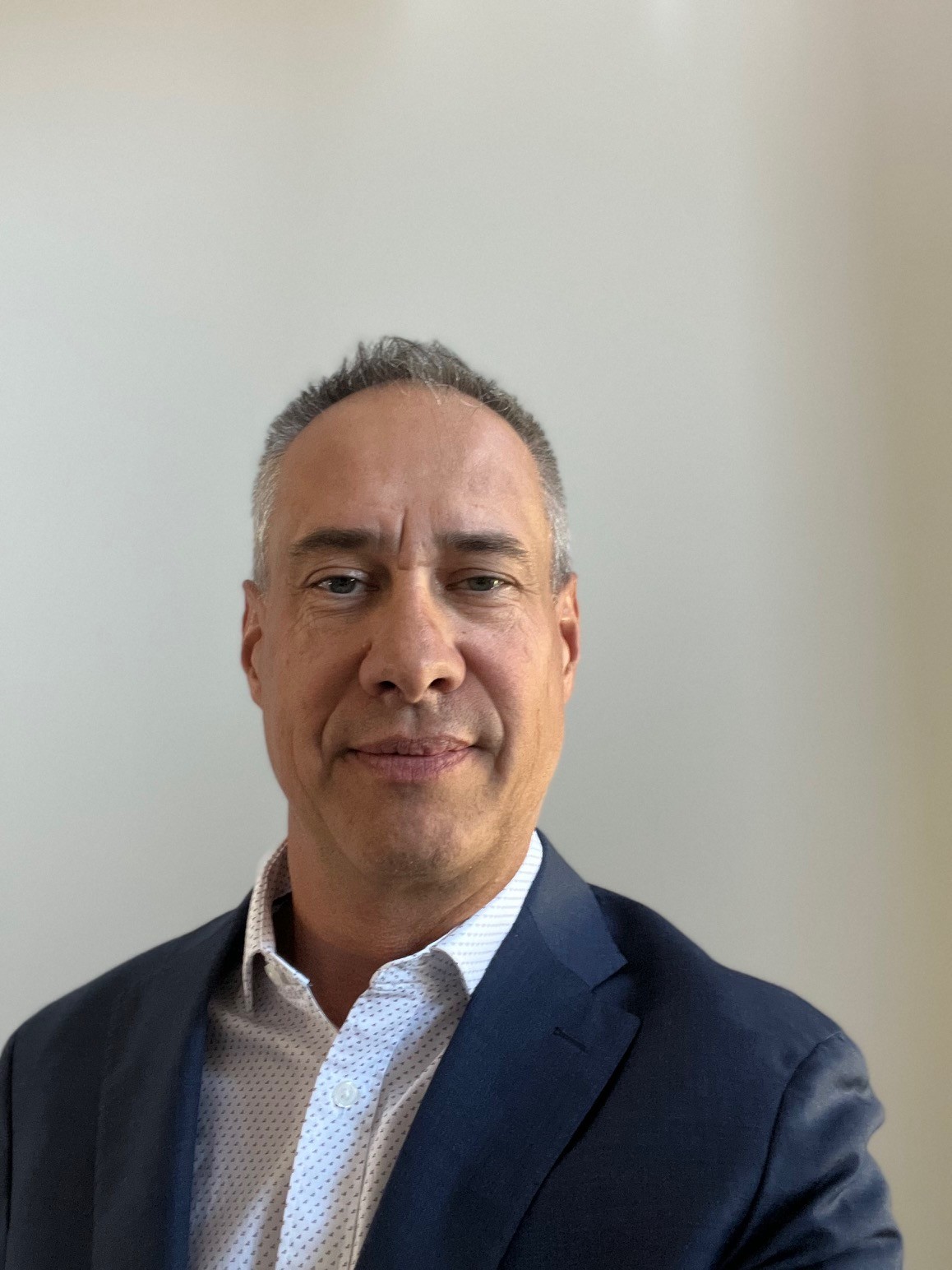 Headshot of Gordon Petrovic