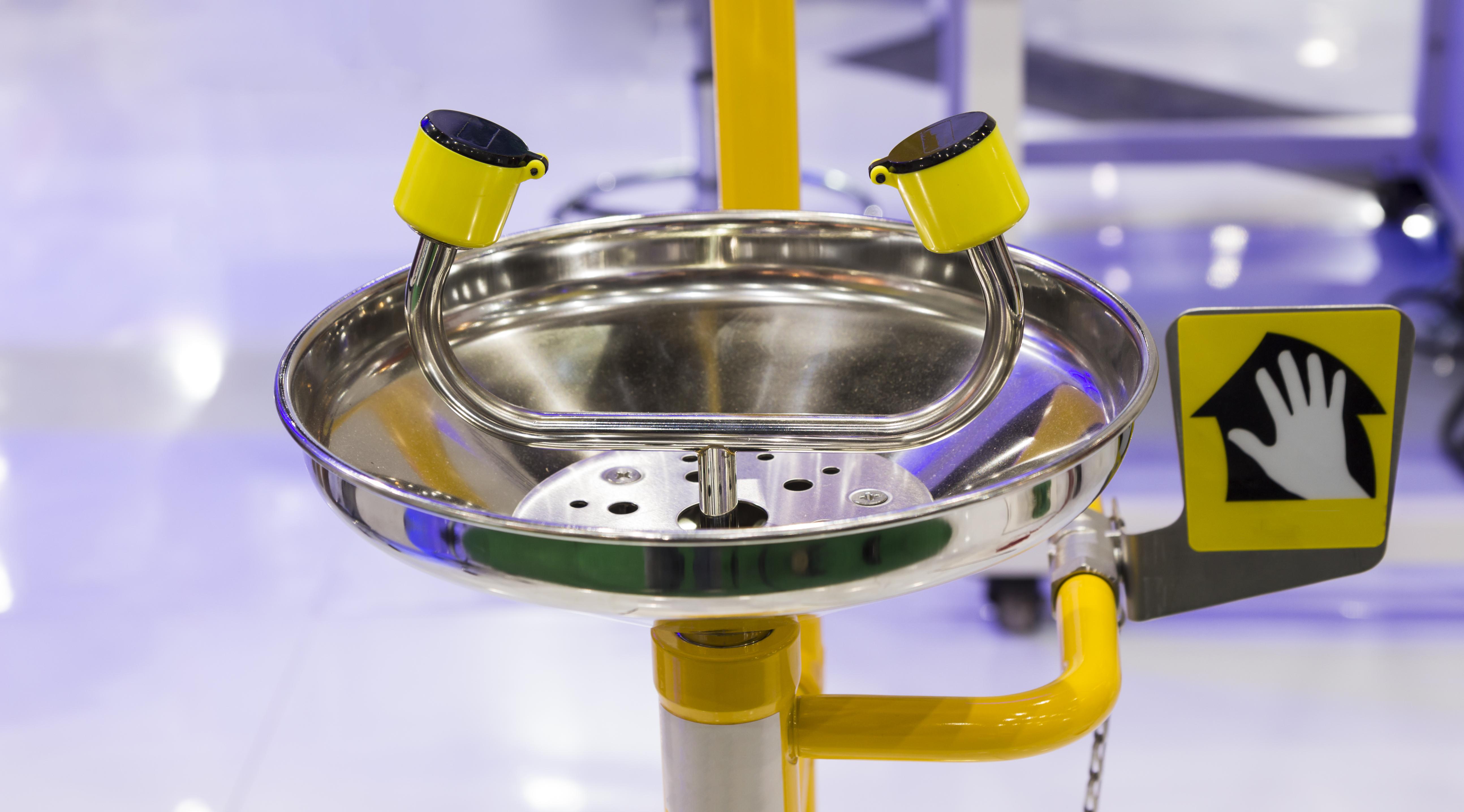 Contact Lenses in the Work Place The Canadian Association of Optometrists